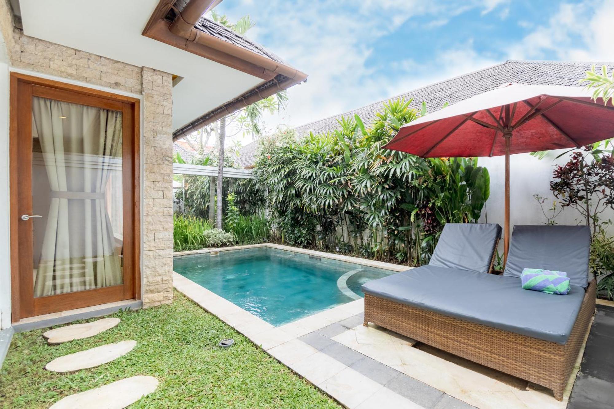 Two Lizards Beach Villas Sanur  Exterior photo