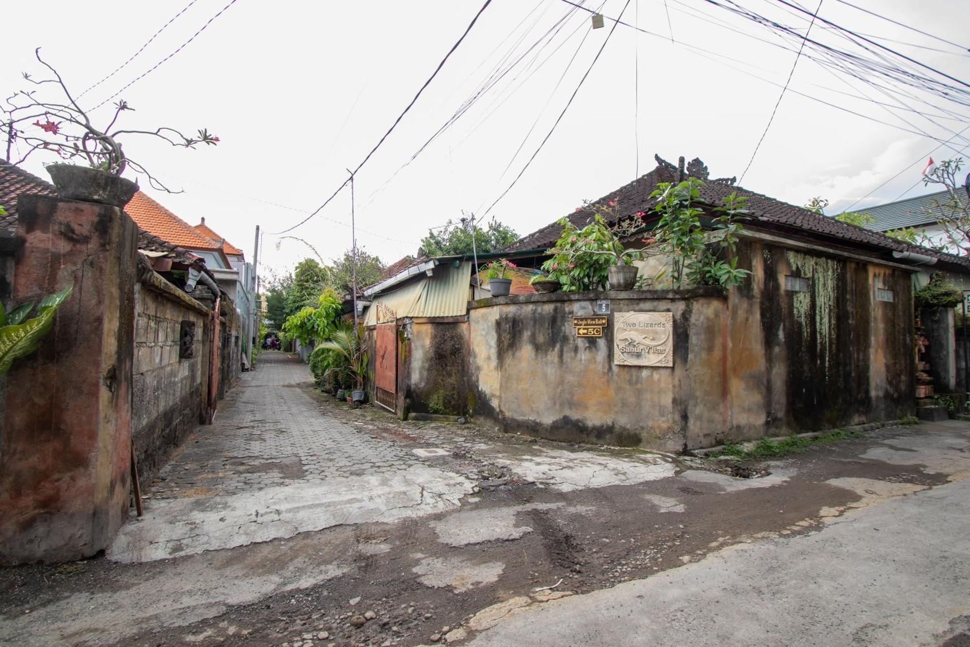 Two Lizards Beach Villas Sanur  Exterior photo
